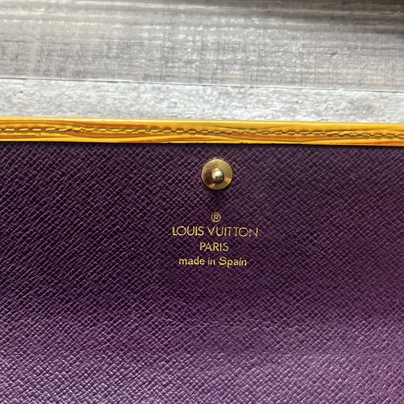 LOUIS VUITTON Yellow Epi Leather Porte Tresor Wallet - Picture 3 of 13